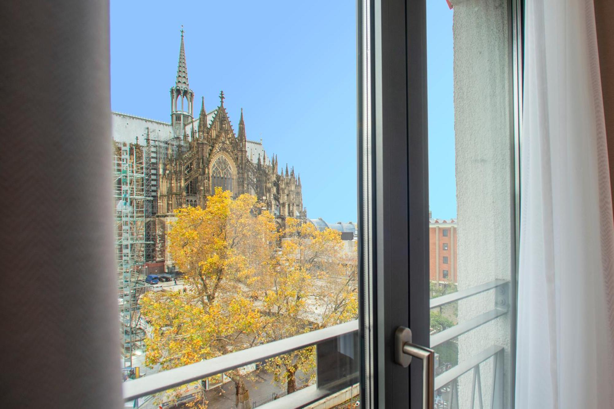 Eden Hotel Frueh Am Dom Cologne Exterior photo