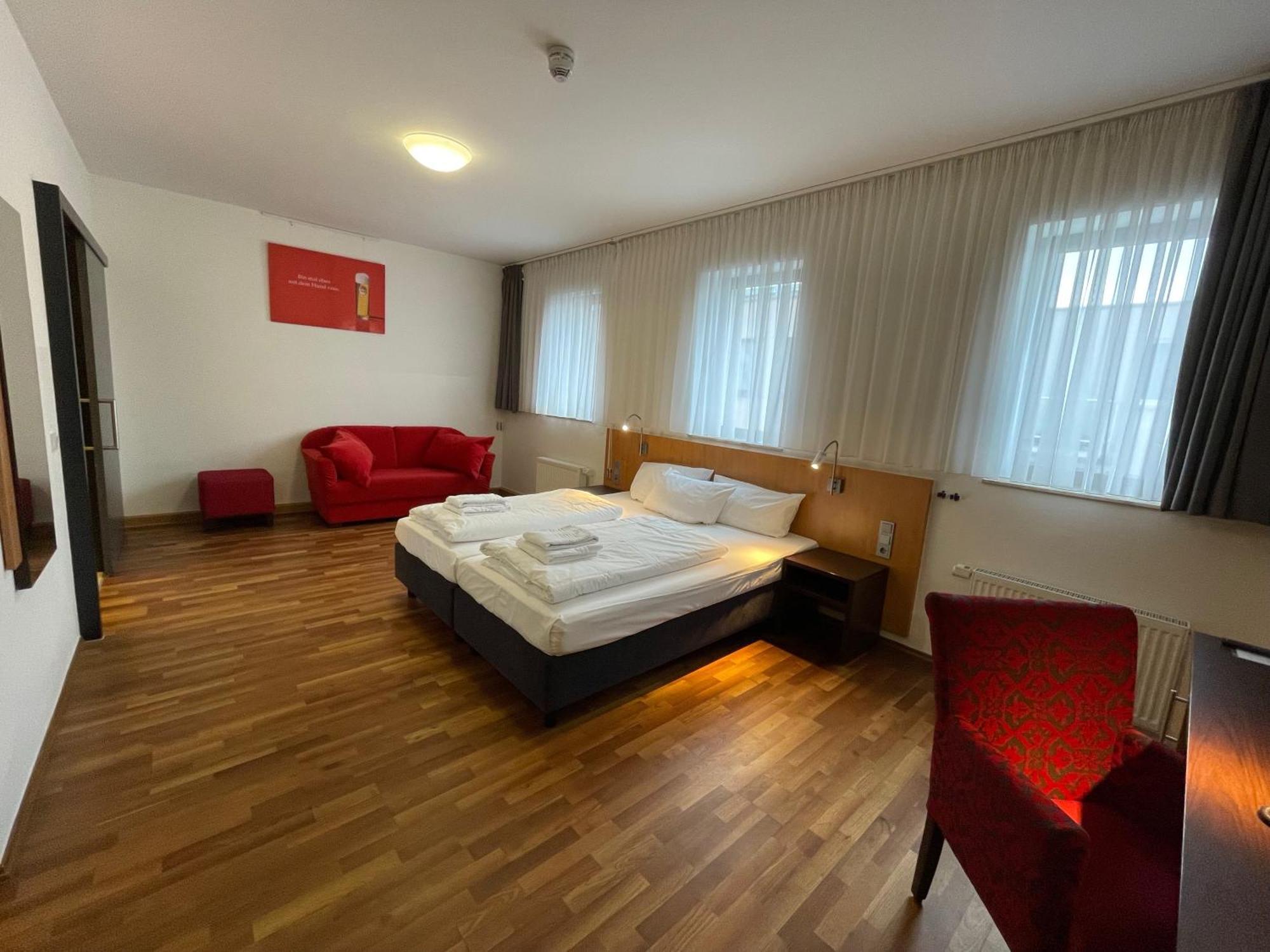 Eden Hotel Frueh Am Dom Cologne Exterior photo