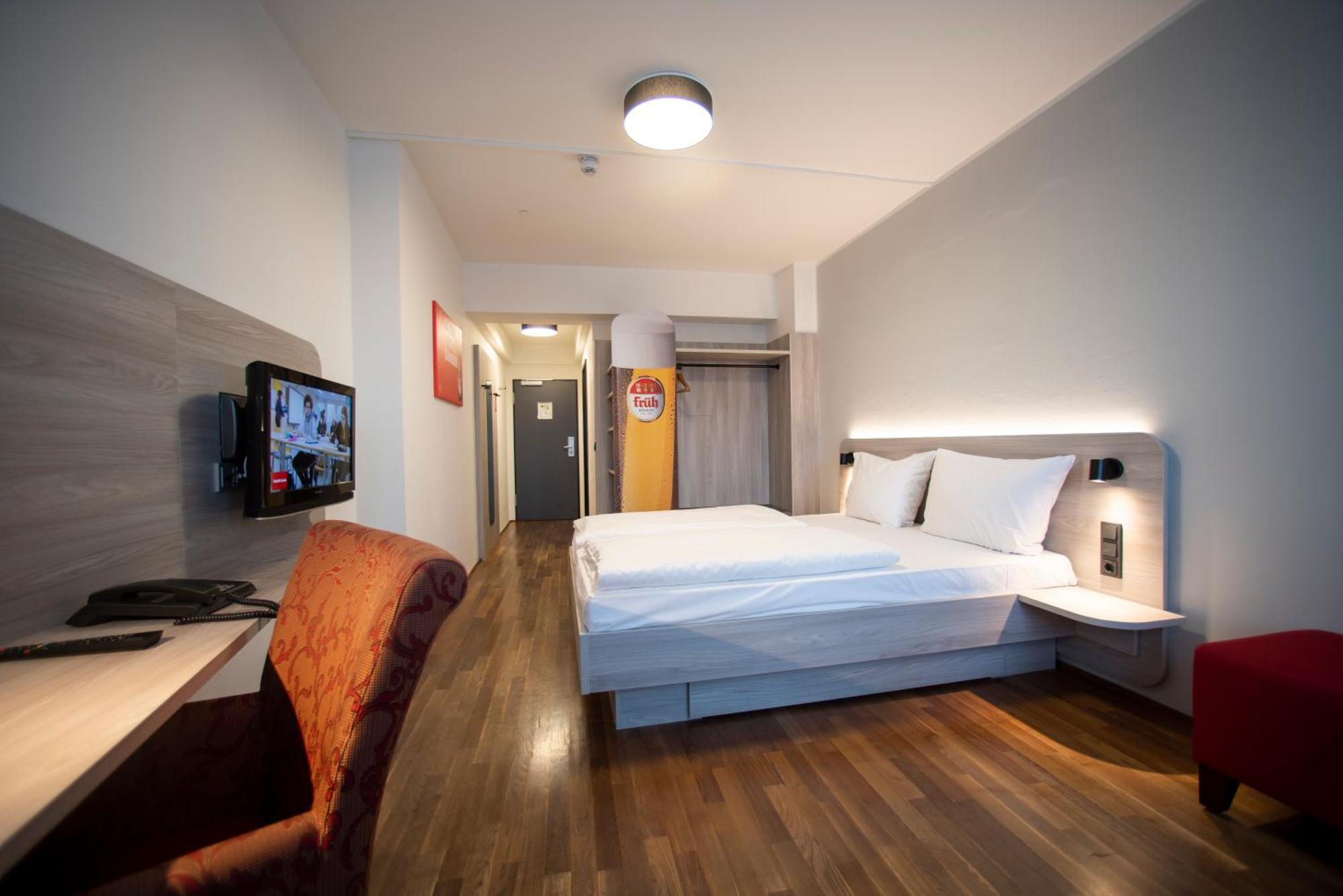 Eden Hotel Frueh Am Dom Cologne Exterior photo