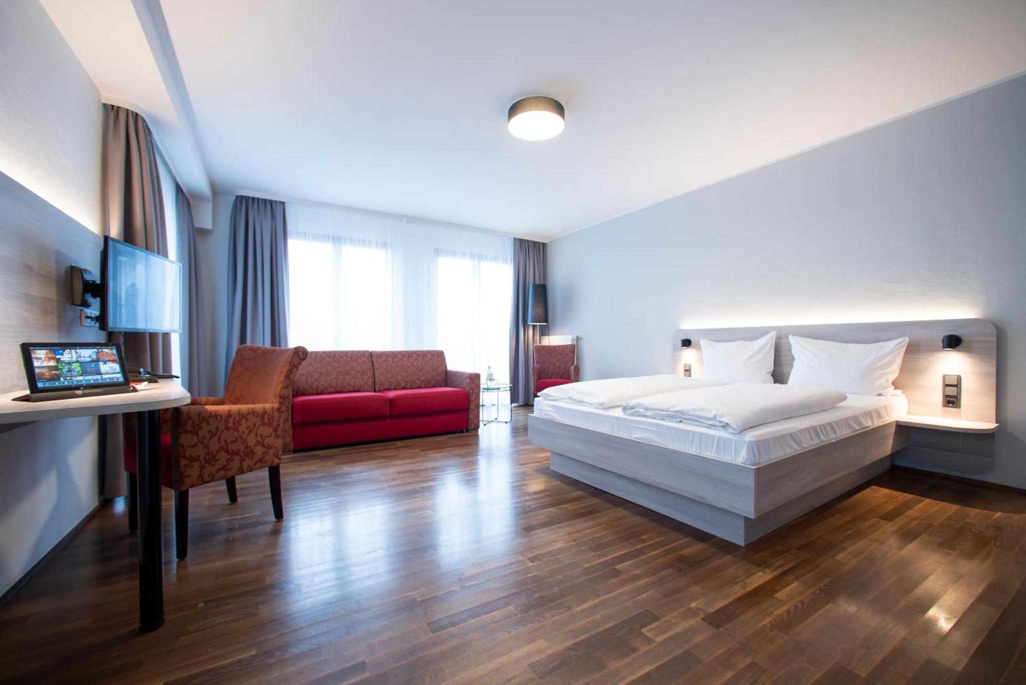 Eden Hotel Frueh Am Dom Cologne Exterior photo